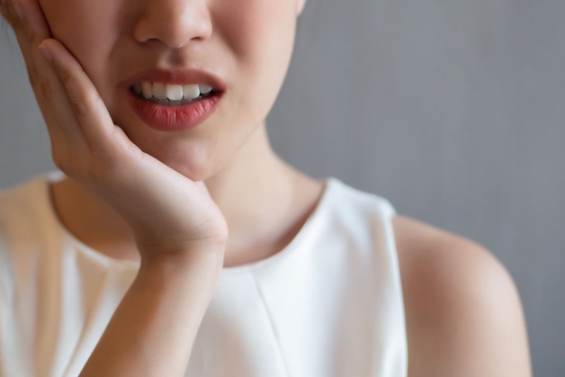 Thực hiện trồng răng implant giá bao nhiêu phụ thuộc nhiều yếu tố