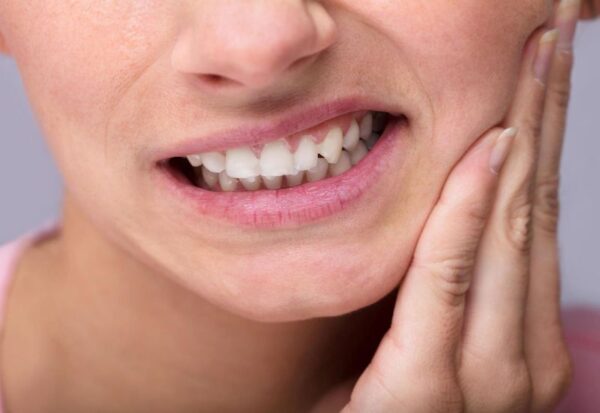 trị viêm lợi trong cùng