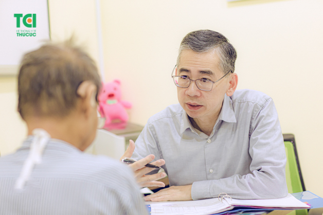 Triệu chứng ung thư vòm họng cần được khám sớm