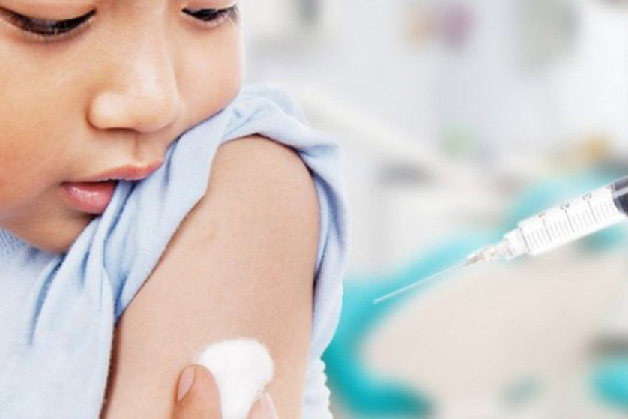 trước tiêm vaccine
