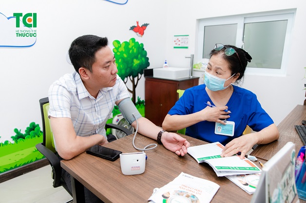 lưu ý sau khi tiêm vắc xin