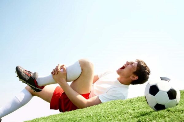 Điều trị chấn thương các dây chằng khớp gối như thế nào?