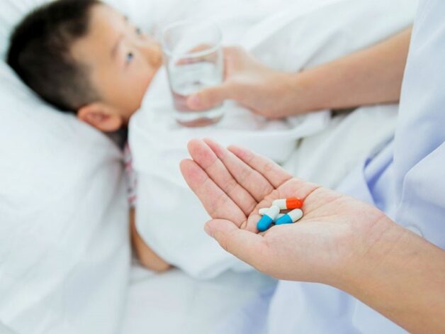 cách điều trị viêm họng sai