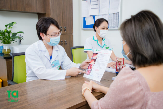 Cần tham khảo ý kiến bác sĩ trước khi sử dụng bất kỳ bài thuốc nào