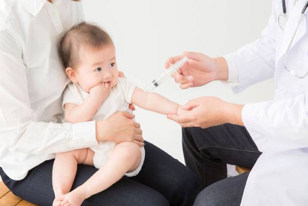 Lợi ích của việc tuân thủ lịch tiêm chủng cho trẻ