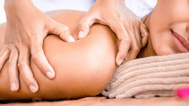 Bấm huyệt là kinh nghiệm chữa bệnh mất ngủ