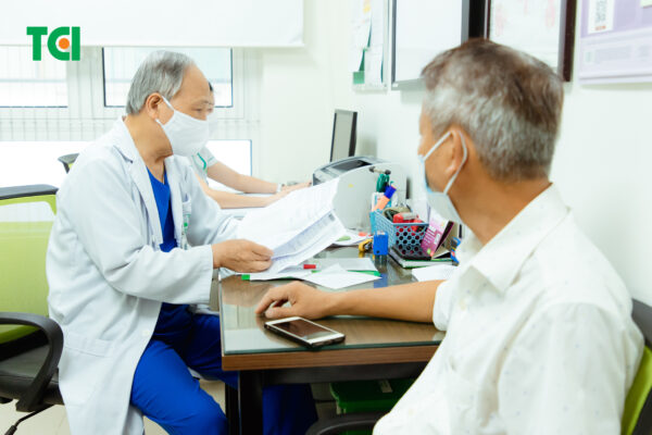 Bệnh viêm cột sống dính khớp có chữa được không?