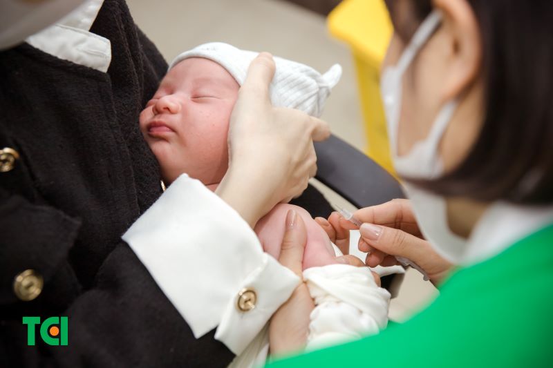 Vắc xin ra đời mang lại rất nhiều ý nghĩa quan trọng trong việc bảo vệ sức khỏe của trẻ nhỏ.
