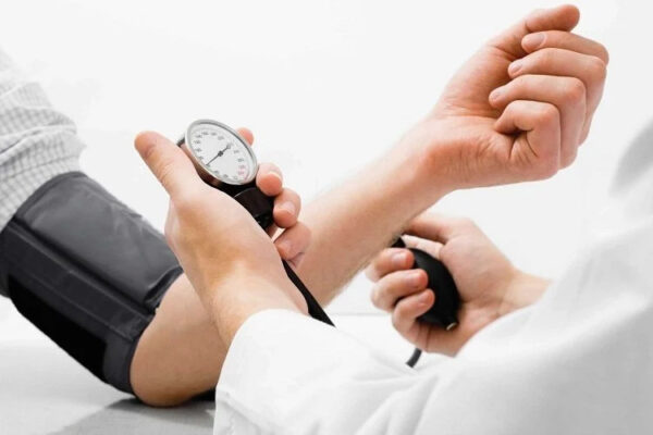 Tụt huyết áp khi bị viêm tụy cấp nặng