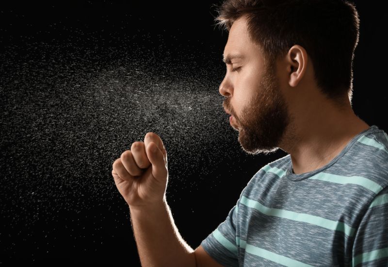 Đau mắt đỏ lây qua đâu?