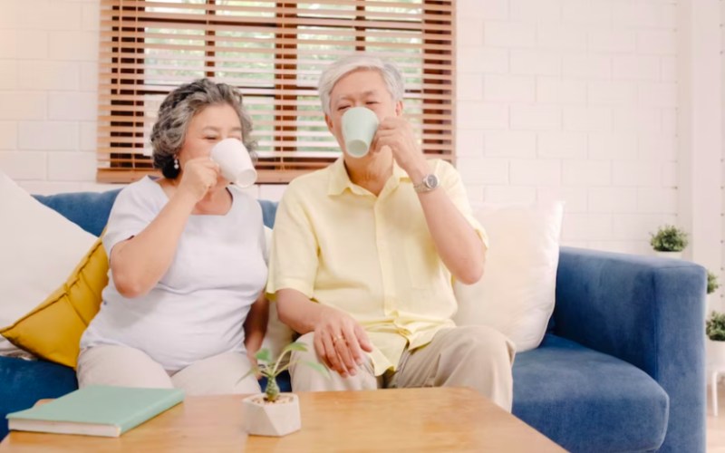 người già bị gout