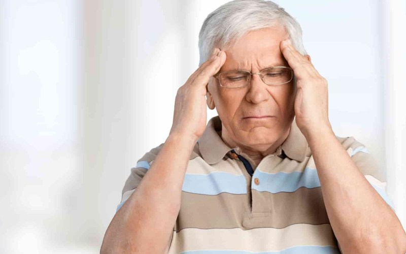 giảm sút trí tuệ ở người già