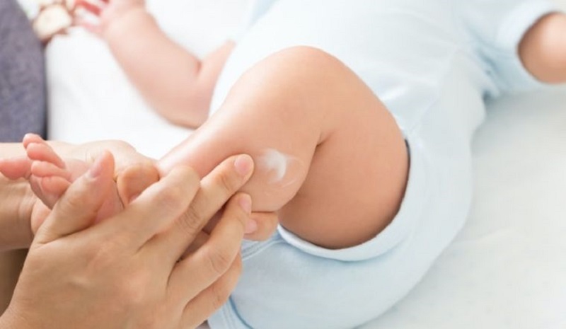 lưu ý khi dùng thuốc bôi muỗi đốt