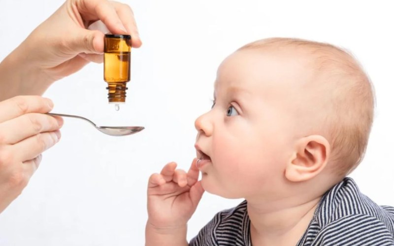 vitamin D3 K2 cho trẻ sơ sinh uống lúc nào?