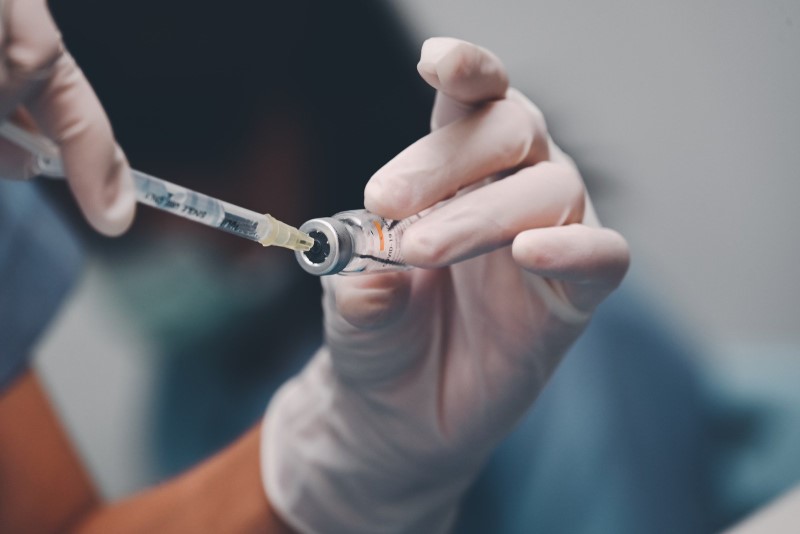Tiêm vacxin có an toàn không là câu hỏi nhiều người quan tâm