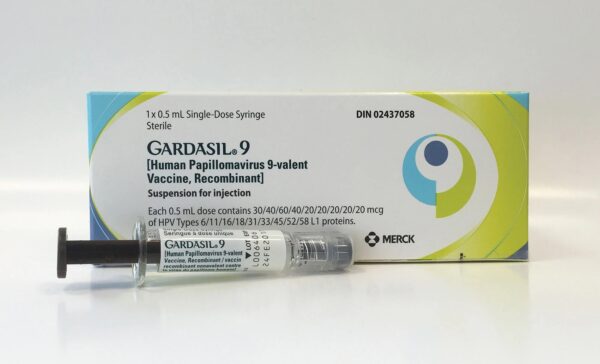 Vắc xin Gardasil 9 là vắc xin thế hệ mới nên có thể tiêm cho cả nam và nữ.