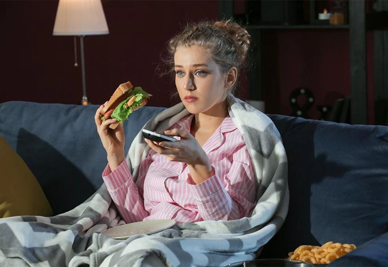 Thay đổi chế độ ăn uống cải thiện triệu chứng đau rát ngực do trào ngược