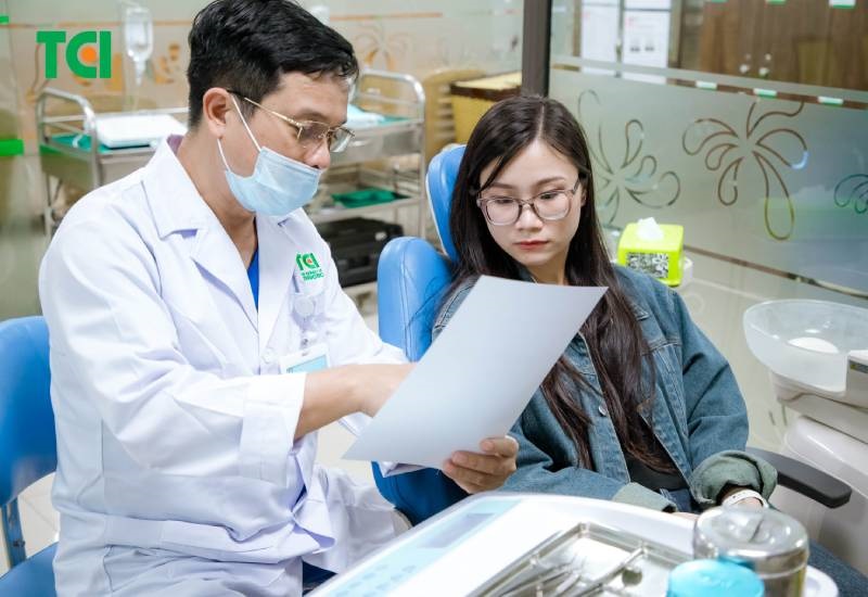 tư vấn Dán sứ veneer là gì