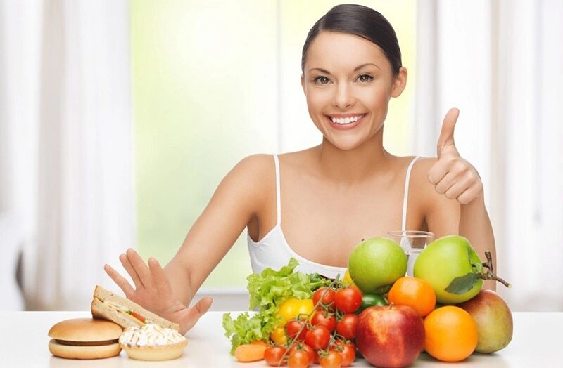 sưng nướu răng cửa hàm trên ăn gì