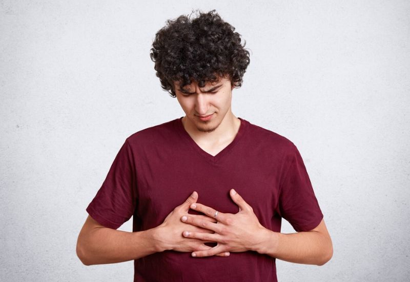 Trào ngược dạ dày gây đau thượng vị