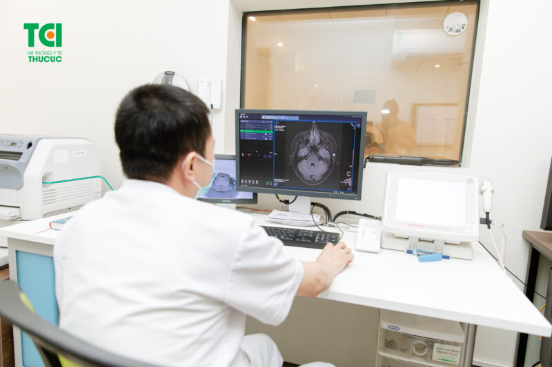 MRI não cung cấp hình ảnh chi tiết và chính xác về mạch máu não