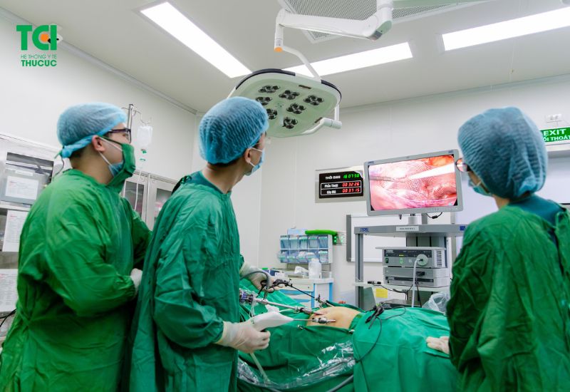 triệu chứng thoát vị bẹn và biện pháp điều trị 