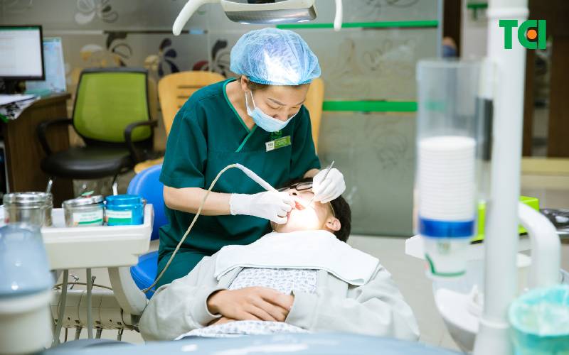 cơ sỏ nhổ răng khôn Hà Nội