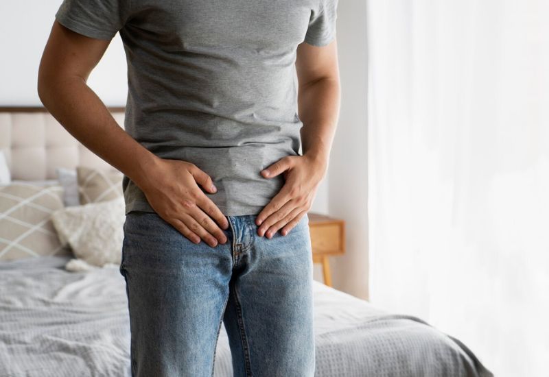 triệu chứng thoát vị bẹn
