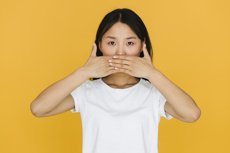 Ợ hơi là gì?