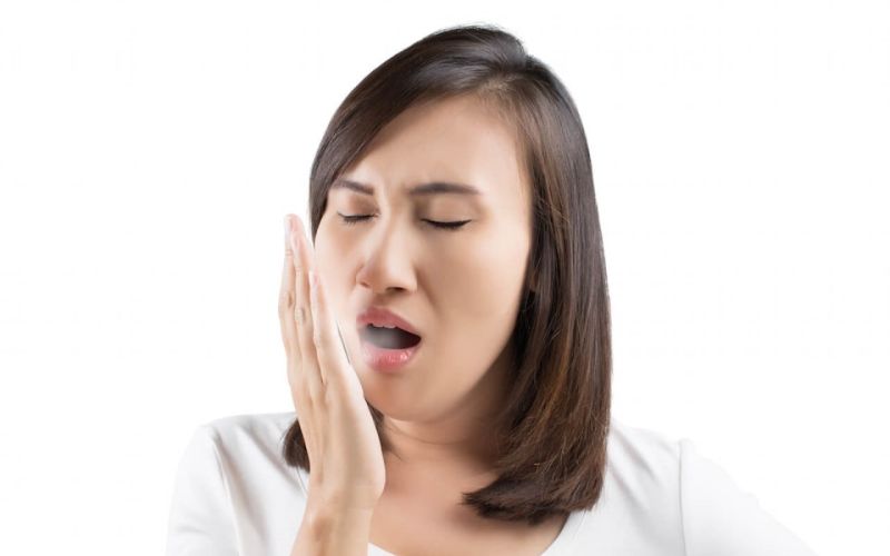 Ợ hơi liên tục trong ngày có thể là triệu chứng của nhiều bệnh lý