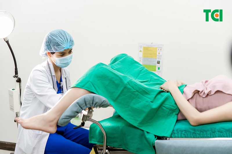 Bạn nên chọn trang phục thoải mái khi đi khám phụ khoa