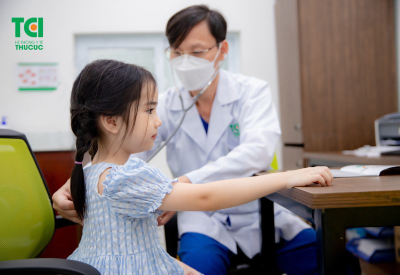 Những lưu ý khi sử dụng thuốc sau tiêm vắc-xin