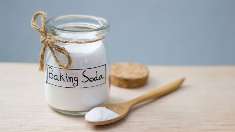 Tẩy mảng bám răng băng fBaking soda có hiệu quả không?
