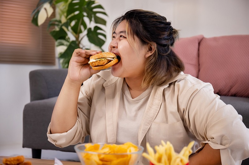 Nguyên nhân gây ợ chua là gì?