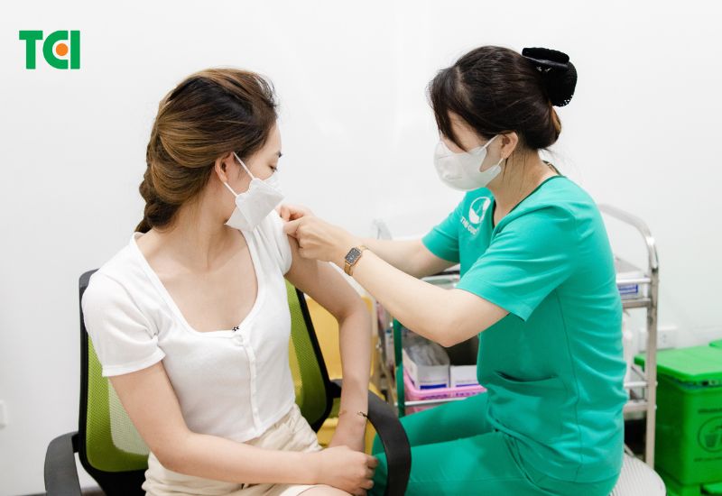 Việc tiêm vắc-xin HPV không chỉ bảo vệ cá nhân người được tiêm mà còn góp phần tạo ra miễn dịch cộng đồng.