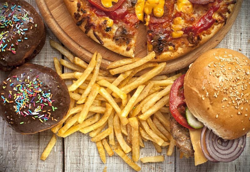 Các yếu tố tăng nguy cơ đau rát ngực và khó thở do GERD