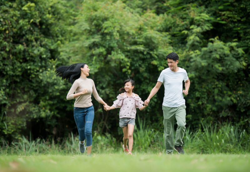 Ngoài việc bảo vệ cá nhân, vắc-xin còn đóng vai trò quan trọng trong việc tạo ra miễn dịch cộng đồng.