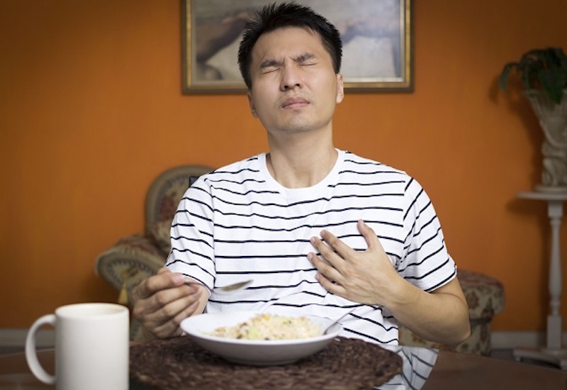 Ăn xong hay ợ hơi