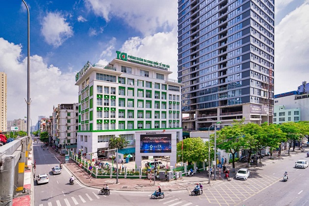 Phòng khám Đa khoa Quốc tế Thu Cúc có vị trí giao thông thuận lợi phù hợp với khách hàng ở khu vực lân cận và phía Tây Thủ Đô.