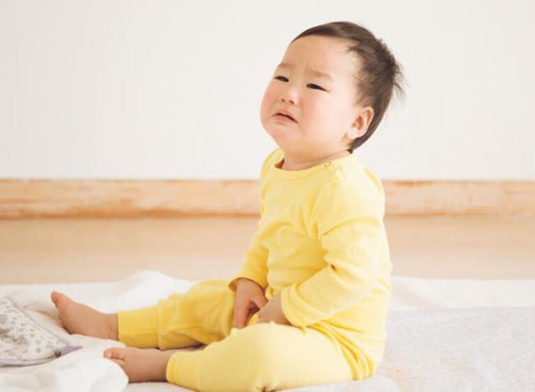 Tiểu rắt, tiểu són là một trong những tình trạng thường gặp ở trẻ