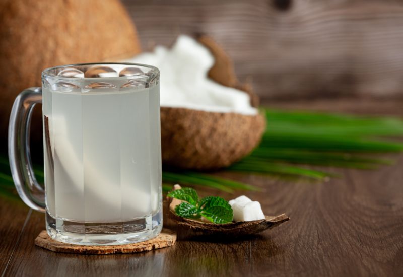 Chăm sóc trẻ bị cúm tại nhà: Bổ sung nước và dinh dưỡng cho trẻ bị cúm