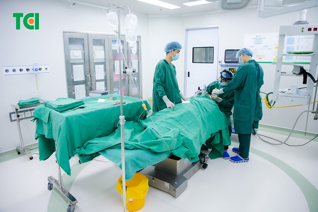 Coblator công nghệ Plasma trong phòng mổ