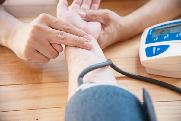 Chế độ dinh dưỡng cho người bệnh tim mạch