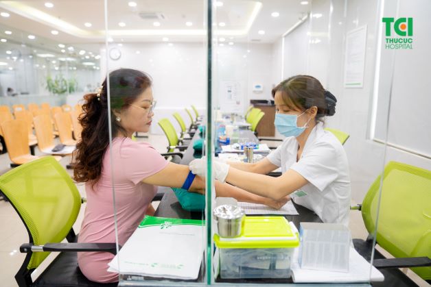 Bệnh nhân sẽ được thực hiện một số các xét nghiệm cần thiết cho cuộc phẫu thuật.