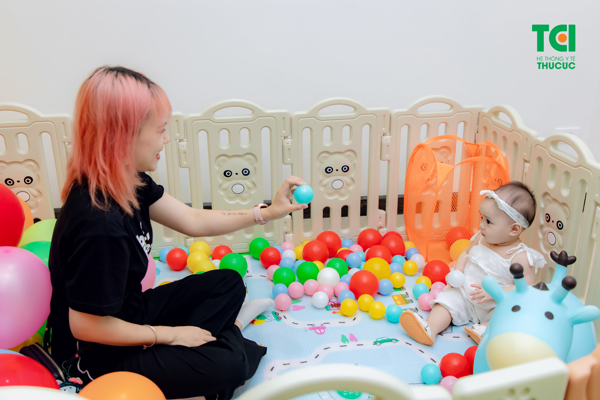 Sau khi tiêm nên lưu lại tại phòng tiêm 30 phút để đề phòng phản ứng xảy ra và tiếp tục theo dõi tại nhà sau tiêm 24 giờ