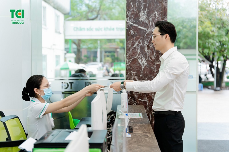 Đi khám tại Thu Cúc TCI 