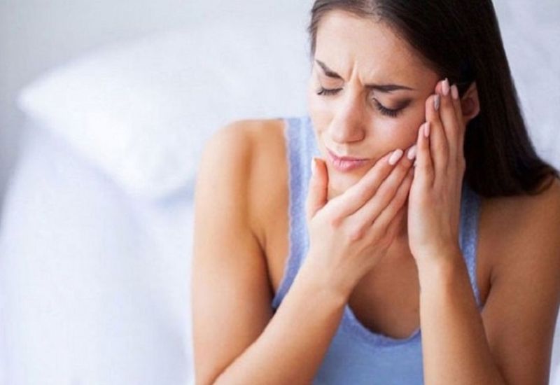 Răng sâu có thể là một trong những nguyên nhân gây viêm xoang.
