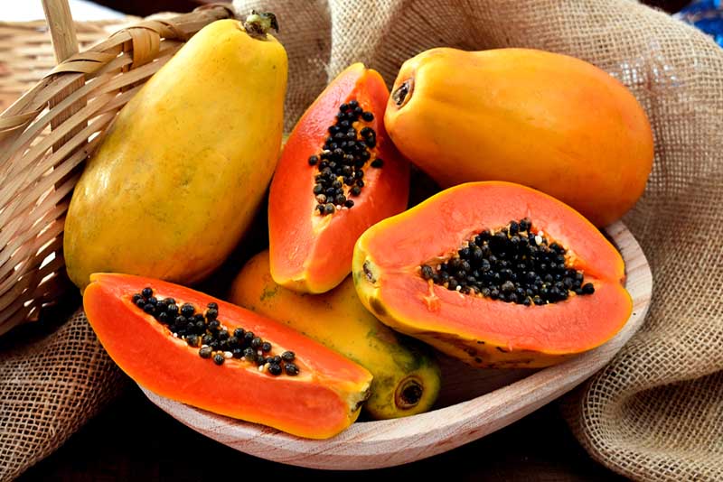 Đu đủ chín cũng thuộc nhóm trái cây giàu vitamin A.