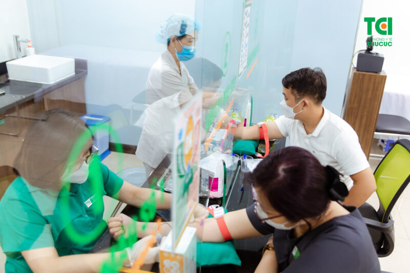 Phòng ngừa và điều trị bệnh sỏi tiết niệu trong mùa hè như thế nào?