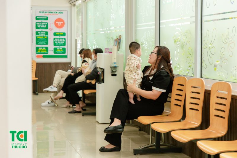 dị ứng ibuprofen có tiêm vacxin không